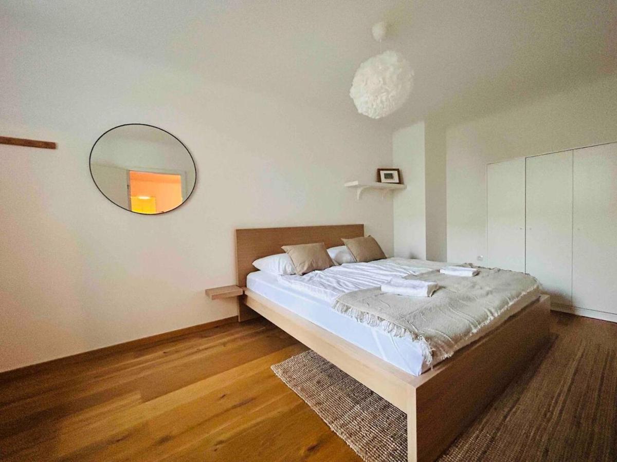 Urbaner Charme: Stilvolles Wohnen Im Herzen Wiens エクステリア 写真